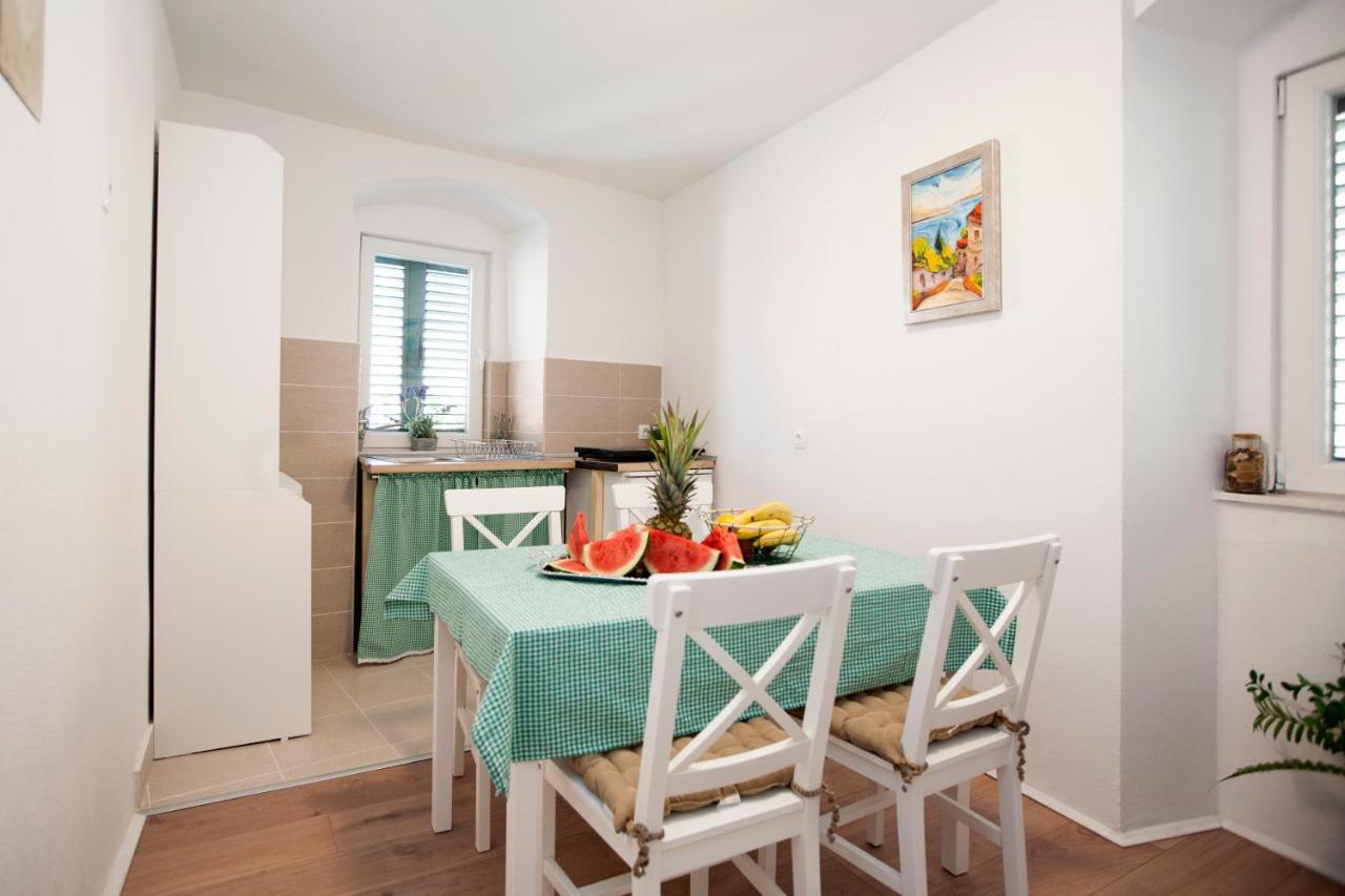 Apartment Slavuj Central Square Split Extérieur photo